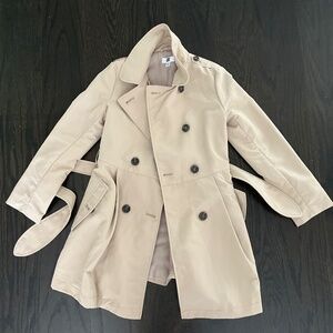 Uniqlo Girls Tab belted trench coat/jacket (size 9-10)
